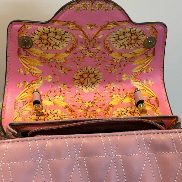 Massimo Contti Pink Satchel with Gold Medusa Detail - Picture 6 of 12
